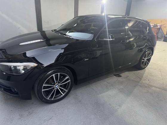 BMW 120i 2.0 16V GASOLINA SPORT 4P AUTOMÁTICO BMW 120i 2.0 16V GASOLINA SPORT 4P AUTOMÁTICO